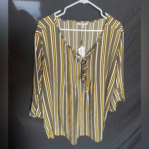 Mileage Bell Sleeve Keyhole Blouse - Size 1X